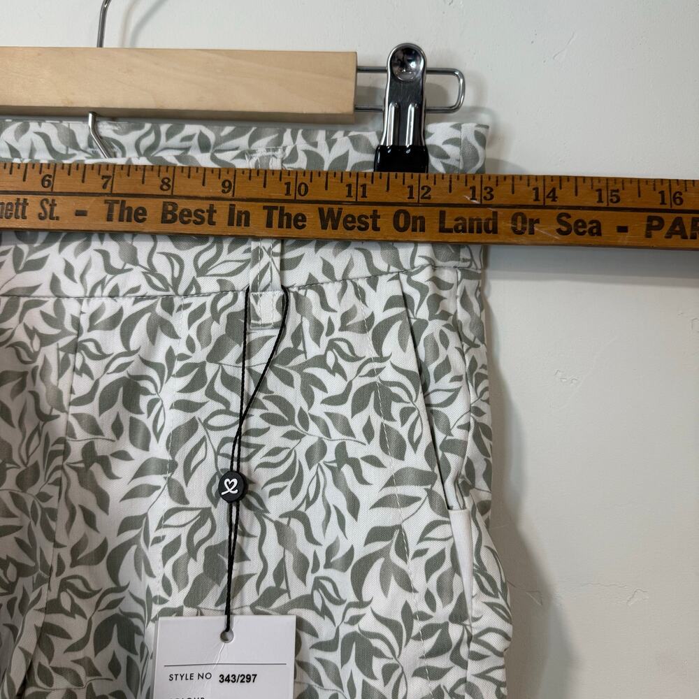 Daily Sports Women's Print Magic Pants Golf 7/8 Stretch Green White Leaf 2 NEW - Picture 6 of 11